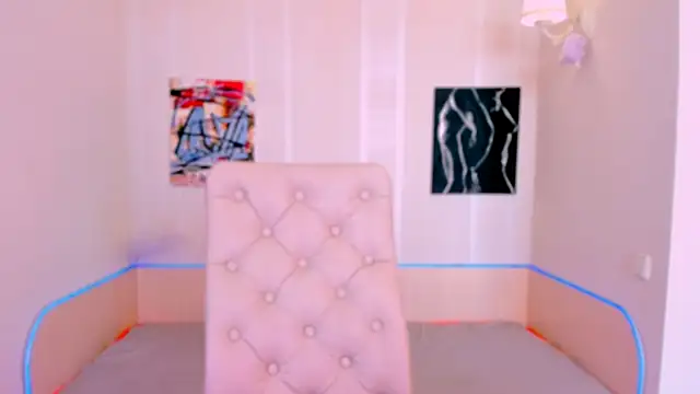  Ravenaa online show from 09.21.25