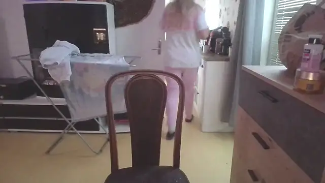 Snapshot of Meliss_Official9 chatting on 03.19.25 Meliss Official9 online show from 03.19.25