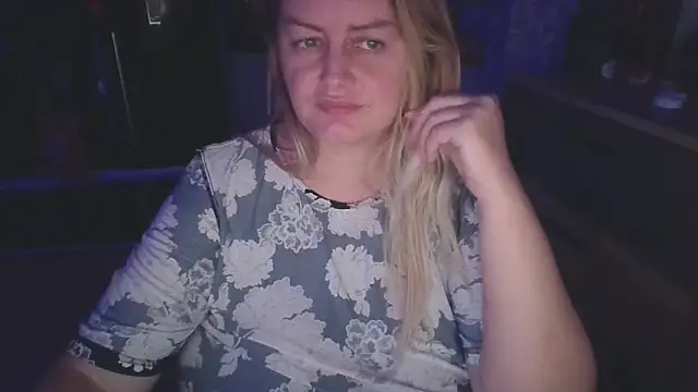 Snapshot of Meliss_Official9 chatting on 10.14.25 Meliss Official9 online show from 10.14.25