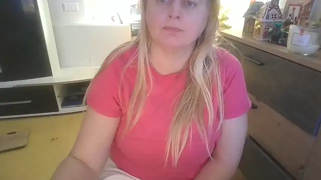 Snapshot of Meliss_Official9 chatting on 01.09.26 Meliss Official9 online show from 01.09.26