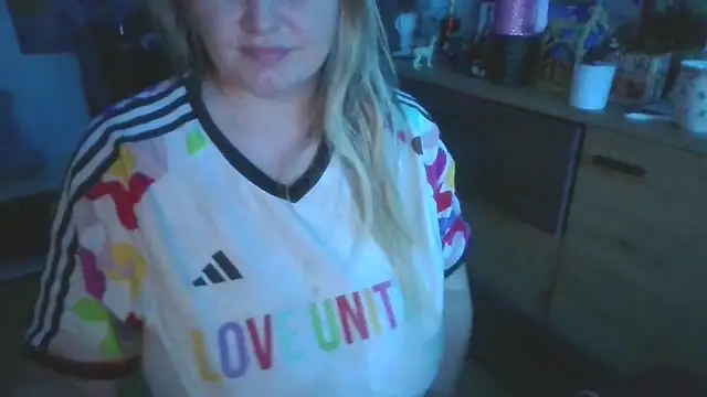 Snapshot of Meliss_Official9 chatting on 01.16.26 Meliss Official9 online show from 01.16.26