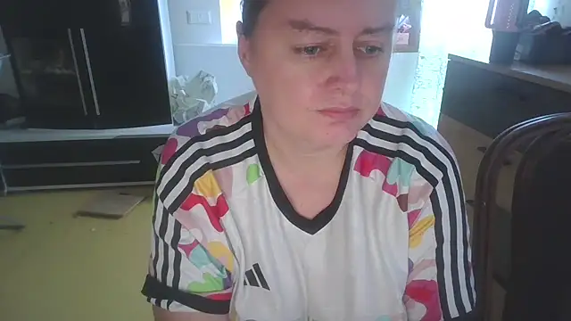 Snapshot of Meliss_Official9 chatting on 02.09.26 Meliss Official9 online show from 02.09.26