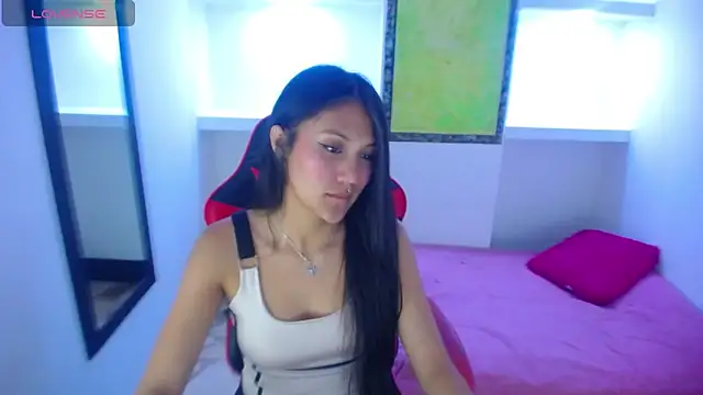 Catalehia Milk online show from 03.05.25