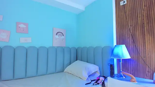 curvy rousi online show from 02.04.25