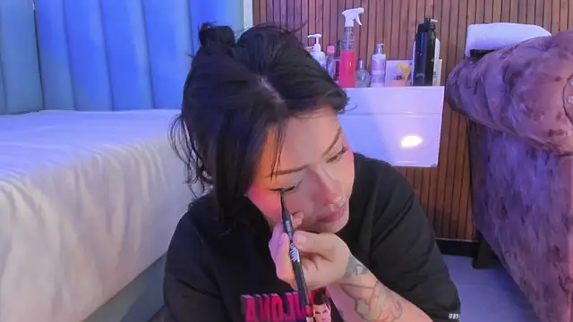 curvy rousi online show from 03.08.26