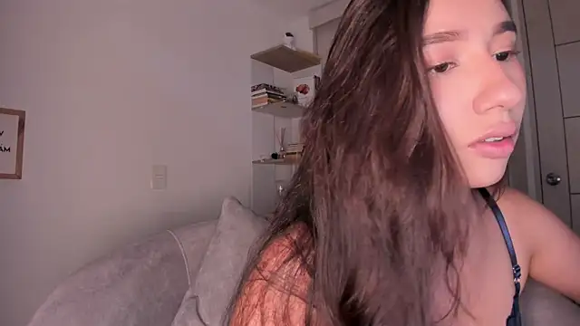Snapshot of danna_davis18 chatting on 07.04.26 danna davis18 online show from 07.04.26