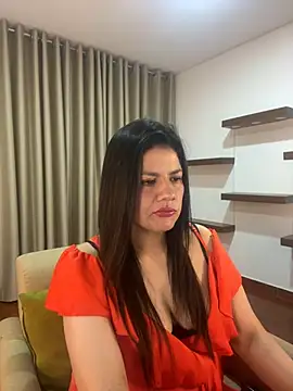 Snapshot of Alice_Biel chatting on 01.10.25 Alice Biel online show from 01.10.25