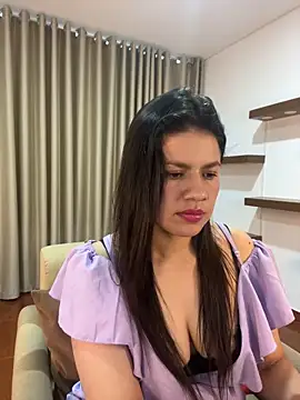 Snapshot of Alice_Biel chatting on 02.06.25 Alice Biel online show from 02.06.25