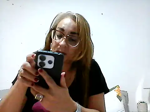 karlabarrera online show from 09.15.25