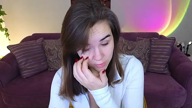 Snapshot of LindaRobertz chatting on 12.01.24 LindaRobertz online show from 12.01.24