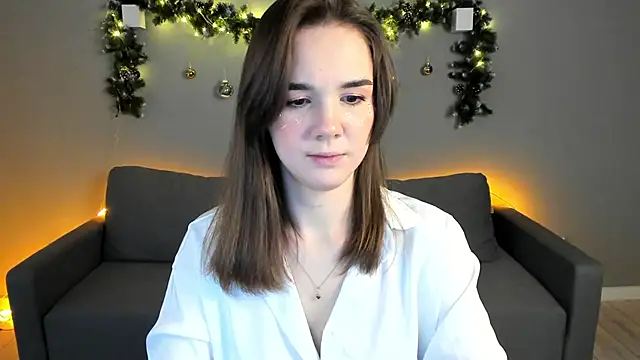 Snapshot of LindaRobertz chatting on 01.01.25 LindaRobertz online show from 01.01.25