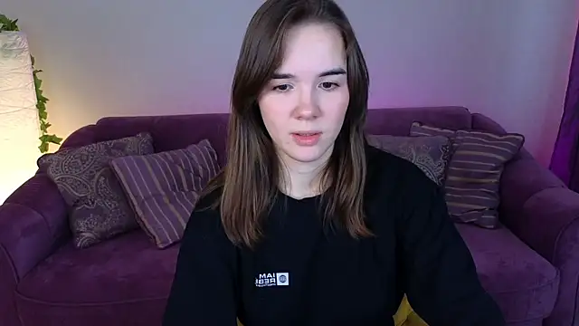 Snapshot of LindaRobertz chatting on 01.21.25 LindaRobertz online show from 01.21.25