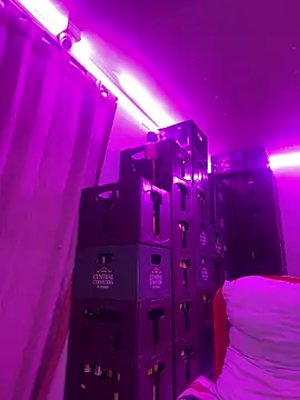 Hot beauty   online show from 12.20.25