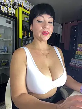 Hot beauty   online show from 05.01.26