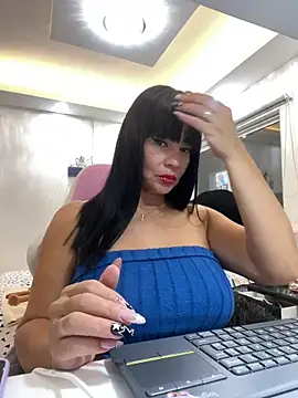 Hot beauty   online show from 06.11.26