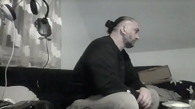 Snapshot of NewyorkDimi chatting on 04.06.26 NewyorkDimi online show from 04.06.26