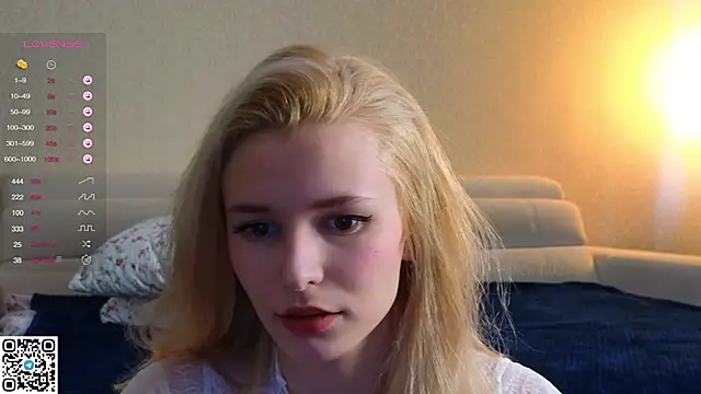 Snapshot of elsa_limerence chatting on 02.01.25 elsa limerence online show from 02.01.25