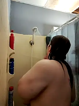 023Longandjuicy online show from 11.12.25