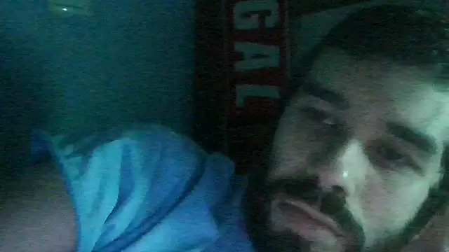 Snapshot of danibigcock69 chatting on 10.01.25 danibigcock69 online show from 10.01.25