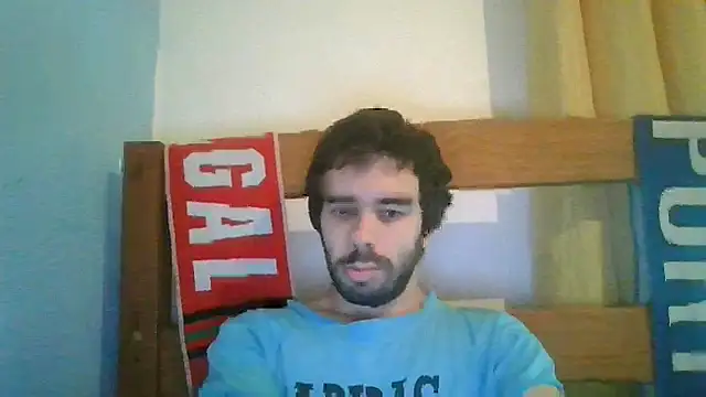 Snapshot of danibigcock69 chatting on 10.19.25 danibigcock69 online show from 10.19.25