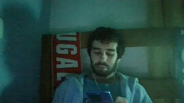 Snapshot of danibigcock69 chatting on 10.20.25 danibigcock69 online show from 10.20.25