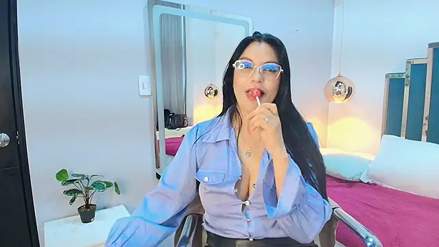 Zuzana21 online show from 07.28.26