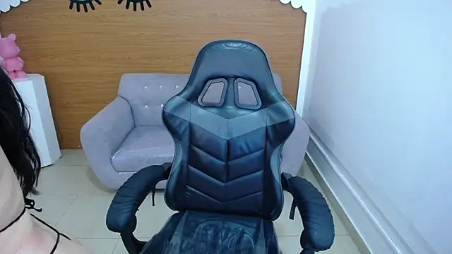 Snapshot of Chinatsu_t chatting on 09.17.25 Chinatsu t online show from 09.17.25