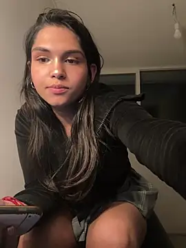 Snapshot of sc4ry_girl1 chatting on 03.14.25 sc4ry girl1 online show from 03.14.25