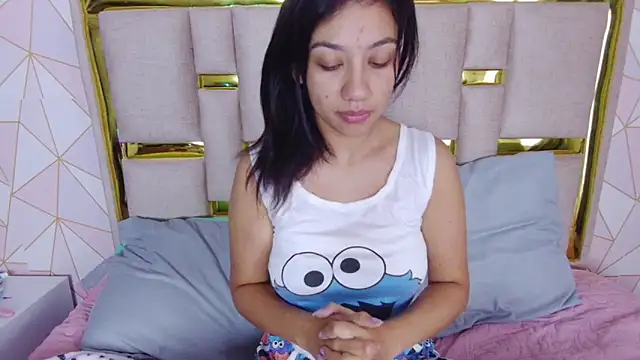 Snapshot of nina_carther chatting on 05.19.26 nina carther online show from 05.19.26