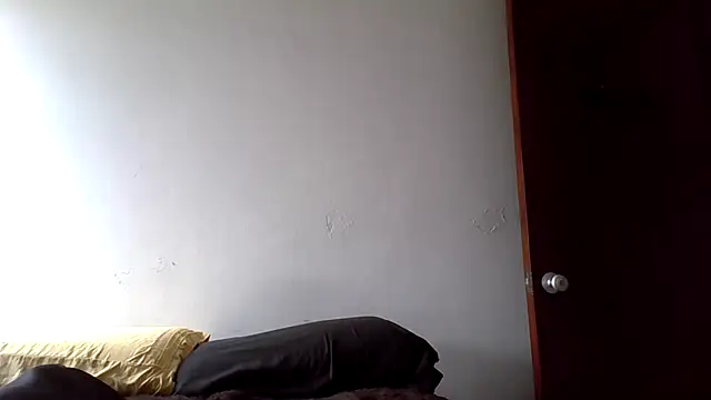 Snapshot of Tiramisu89 chatting on 10.15.25 Tiramisu89 online show from 10.15.25