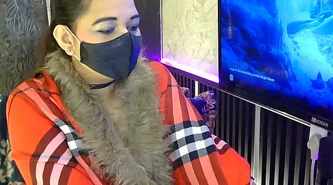 Snapshot of fabdemira chatting on 01.06.25 fabdemira online show from 01.06.25