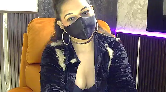 Snapshot of fabdemira chatting on 01.24.25 fabdemira online show from 01.24.25