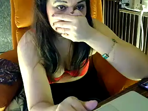 Snapshot of fabdemira chatting on 02.23.25 fabdemira online show from 02.23.25