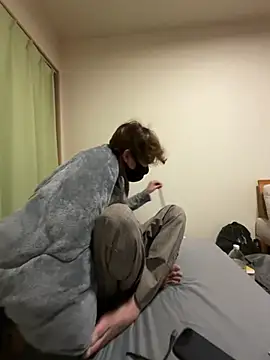 Snapshot of UKI06 chatting on 02.16.26 UKI06 online show from 02.16.26