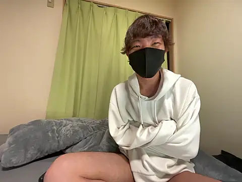 Snapshot of UKI06 chatting on 03.15.26 UKI06 online show from 03.15.26