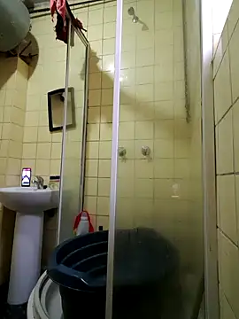 Snapshot of Polygamist chatting on 09.26.25 Polygamist online show from 09.26.25