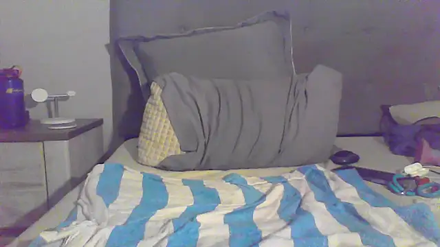 Snapshot of Kinkysubfag80 chatting on 02.24.25 Kinkysubfag80 online show from 02.24.25