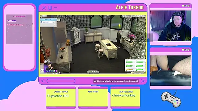 Snapshot of tuxedomasc_95 chatting on 03.21.25 tuxedomasc 95 online show from 03.21.25