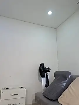Anal Luucia online show from 06.25.26