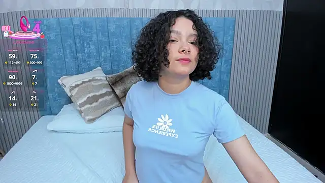 pretty sunlight  online show from 03.11.25