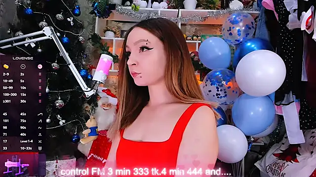 Snapshot of _AsyaSweet chatting on 12.19.25 AsyaSweet online show from 12.19.25