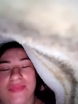 Snapshot of YuliannaFox chatting on 02.06.25 YuliannaFox online show from 02.06.25