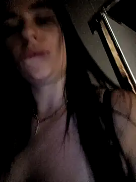 Snapshot of YuliannaFox chatting on 10.17.25 YuliannaFox online show from 10.17.25