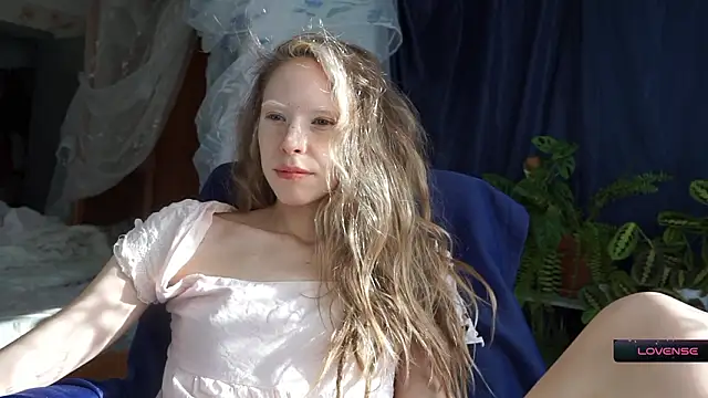  Phantom thread  online show from 02.25.26