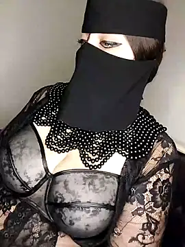 Snapshot of -Arab_milf- chatting on 12.26.24 -Arab milf- online show from 12.26.24