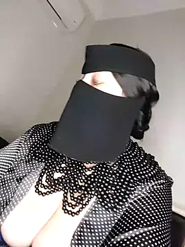 Snapshot of -Arab_milf- chatting on 02.18.25 -Arab milf- online show from 02.18.25