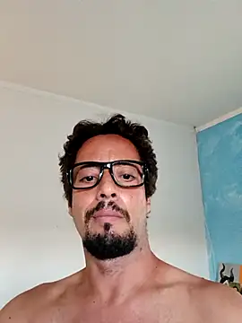 2024gaelpiroca online show from 09.30.25