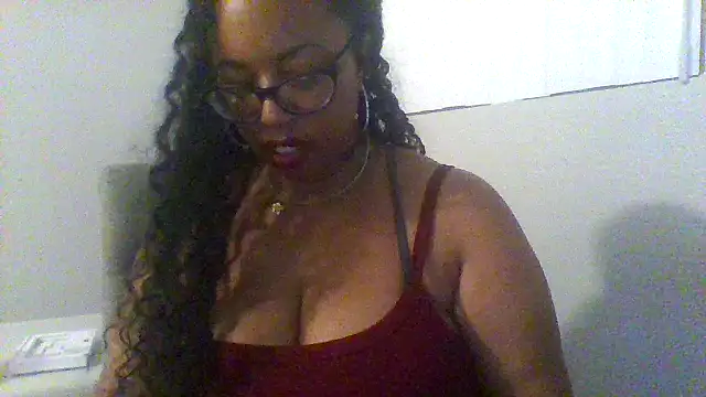 KittyKayla online show from 10.16.25