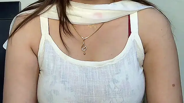 MIss-Naina online show from 10.16.25