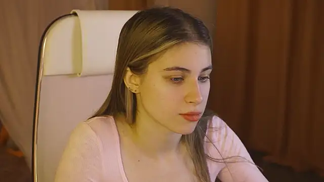 EllieCutes online show from 01.26.25